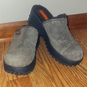 Rocket Dog Brown Clogs